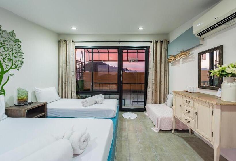 베이직 3인 룸, Eco Hostel