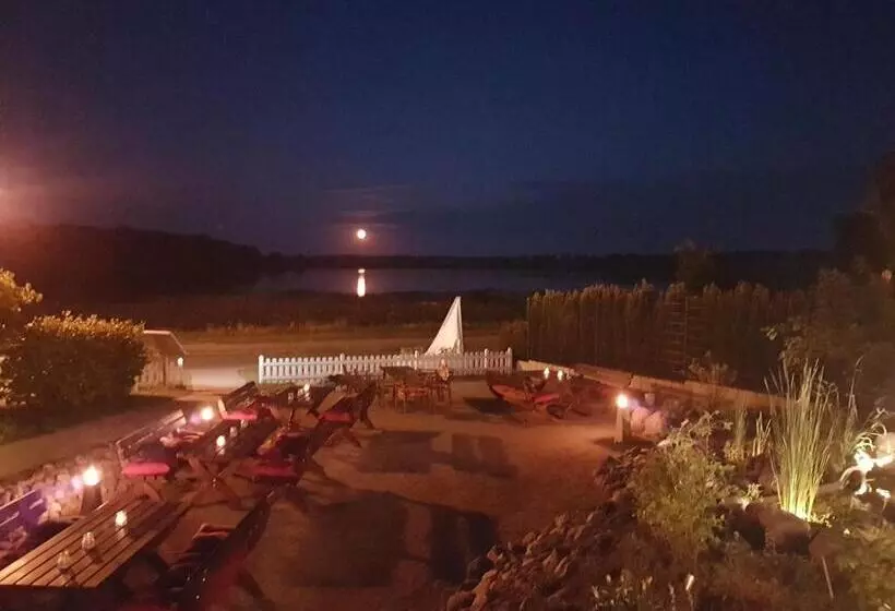スタンダードトリプルルーム, Am Fleesensee