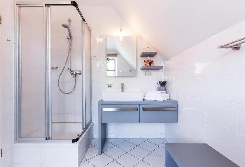 חדר סטנדרט עם מרפסת, Am Fleesensee