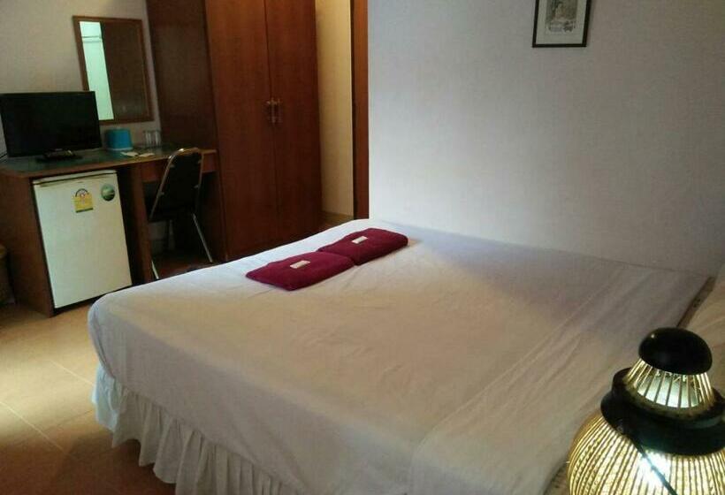 スタンダードルーム, Banwiang Guest House