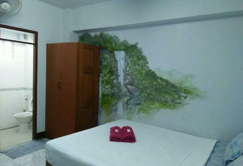 スタンダードルーム, Banwiang Guest House