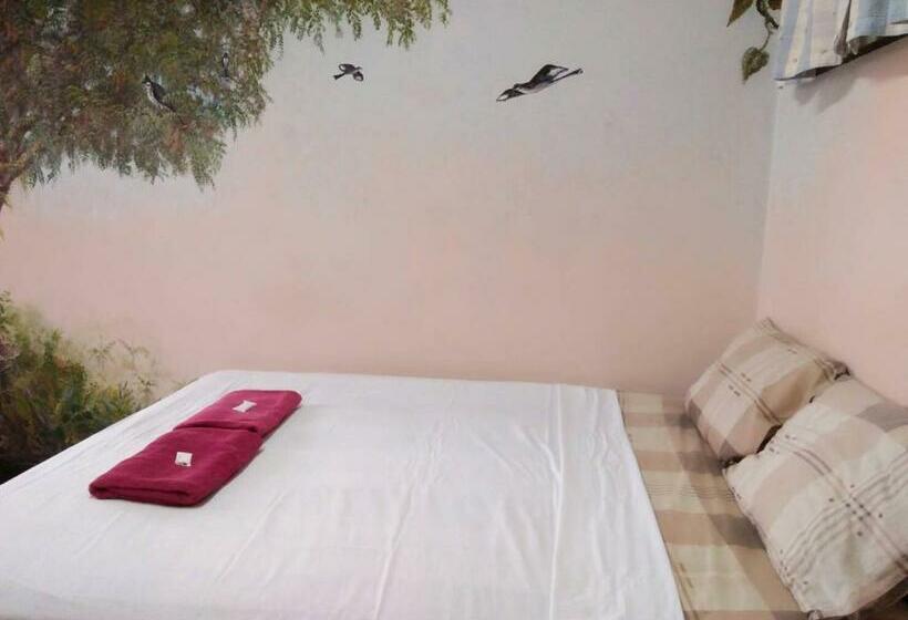 スタンダードルーム, Banwiang Guest House