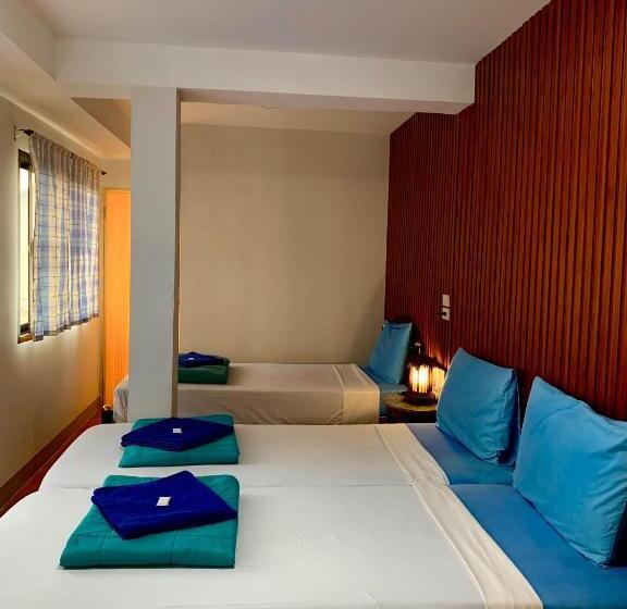 スタンダードトリプルルーム, Banwiang Guest House