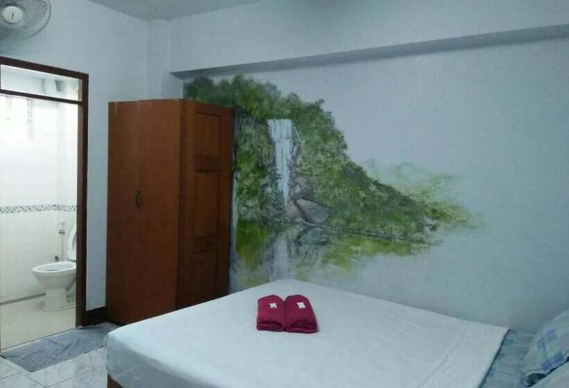 スタンダードルーム, Banwiang Guest House