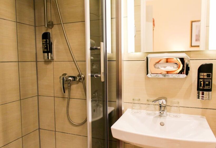 기본룸, City Pension Stephansplatz I Self Check In