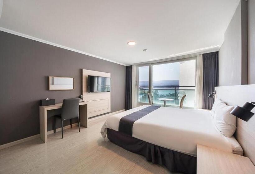 스탠다드 전망 룸, Gyeongpo Soo