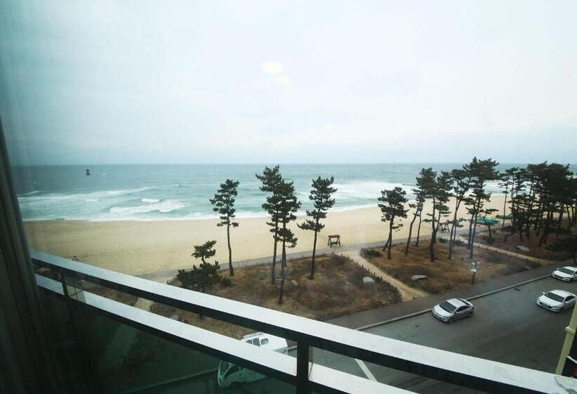 패밀리 룸 바다 전망, Gyeongpo Soo