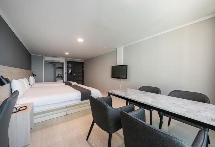 Triple Room Sea View, Gyeongpo Soo