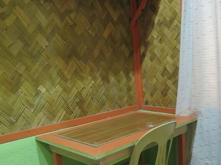 Quarto Economy, Island Front Ii