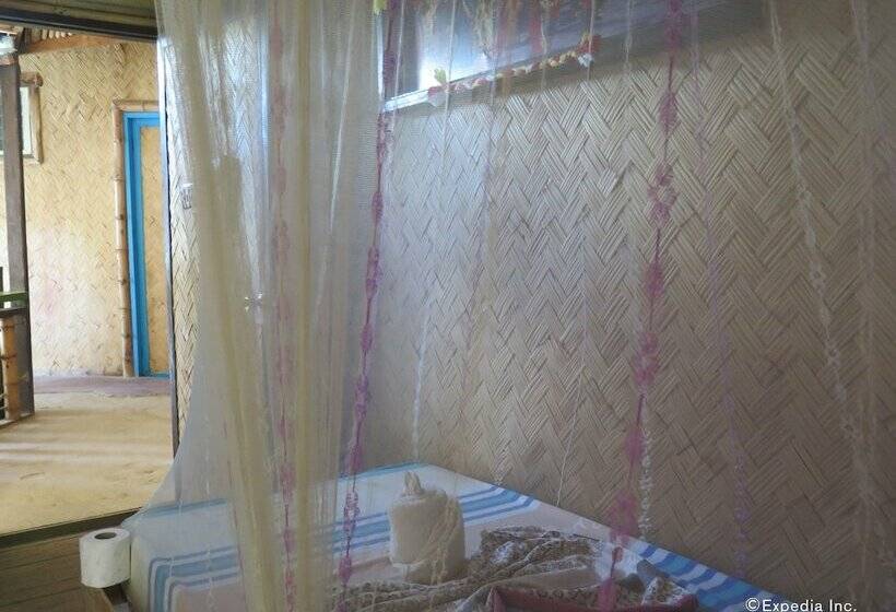 Quarto Economy Individual, Island Front Ii