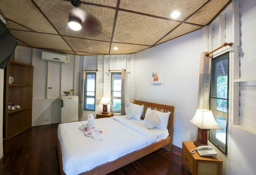 スタンダードルーム, Sairee Seaview Koh Tao   Hostel