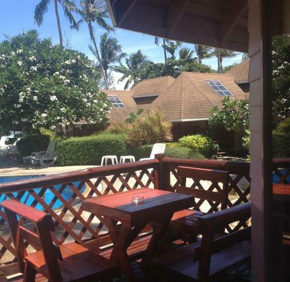 プールの見えるデラックスルーム, Sairee Seaview Koh Tao   Hostel