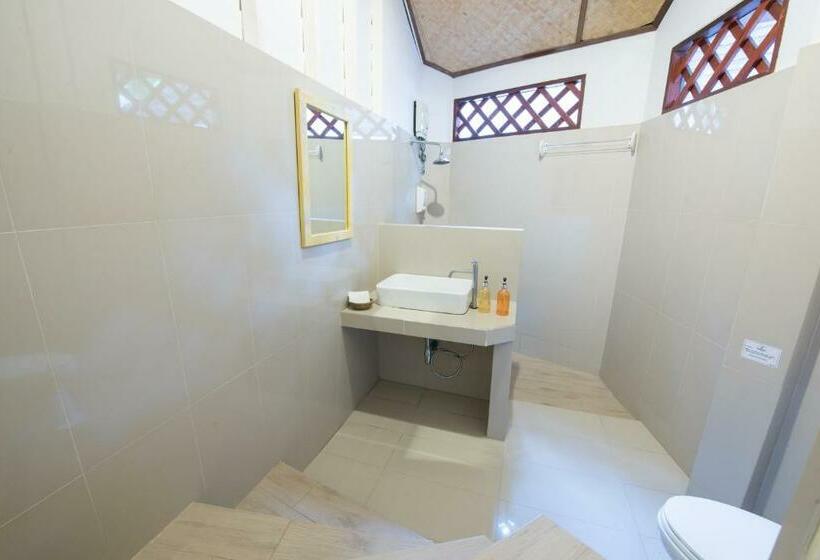 スタンダードルーム, Sairee Seaview Koh Tao   Hostel