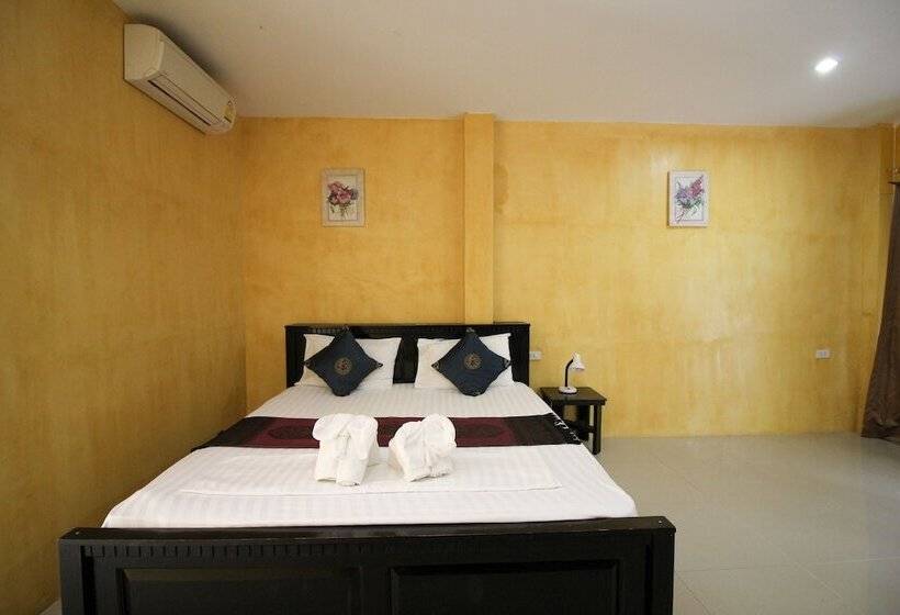 スタンダードルーム, Sairee Seaview Koh Tao   Hostel