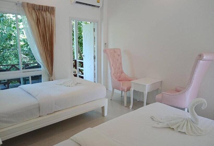 バルコニー付き１ベッドルームアパートメント, Sairee Seaview Koh Tao   Hostel