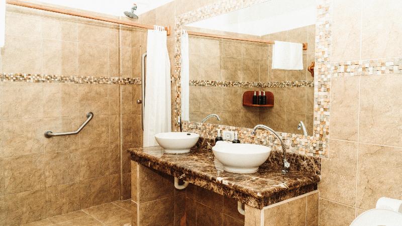 سوییت جونیور, La Palm