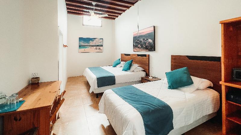 سوییت جونیور, La Palm