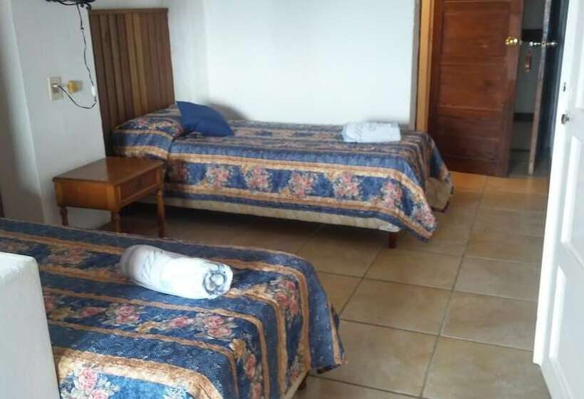 スタンダード４人部屋, La Pedrera