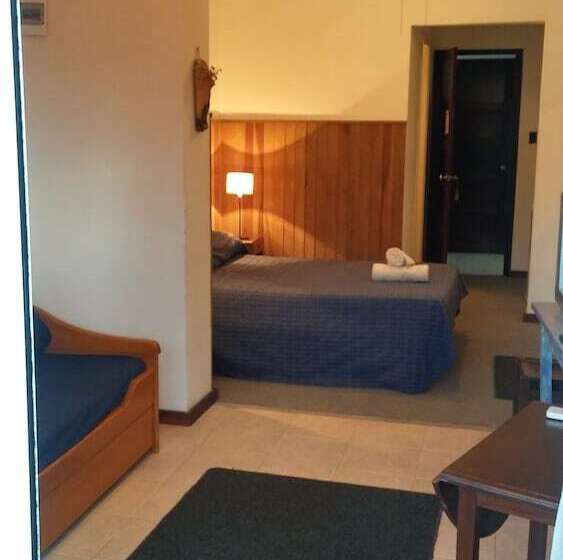 スタンダードトリプルルーム, La Pedrera