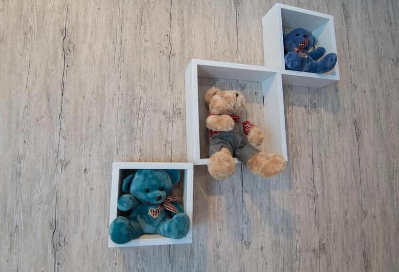 בקתה סטנדרטית, Milano Huahin