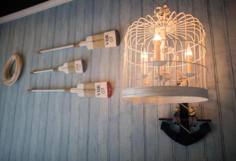 בונגלו משפחתי, Milano Huahin