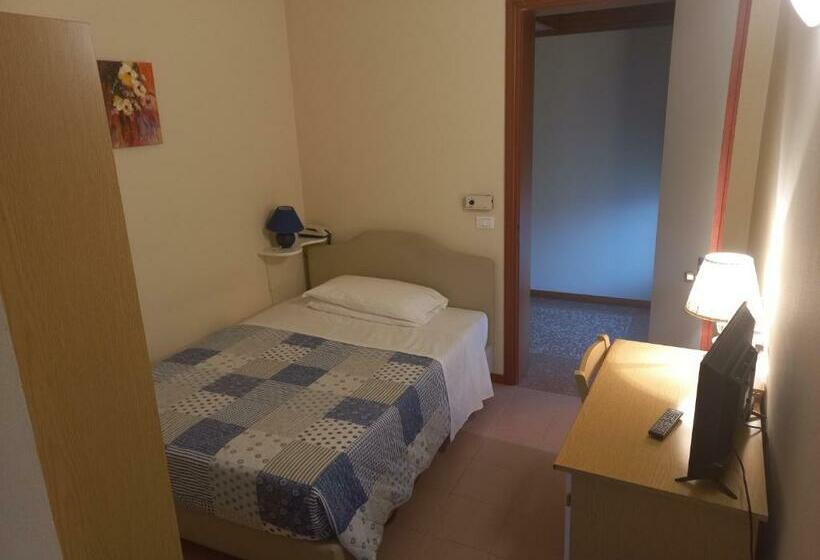 Номер Стандарт Индивидуальный, Park