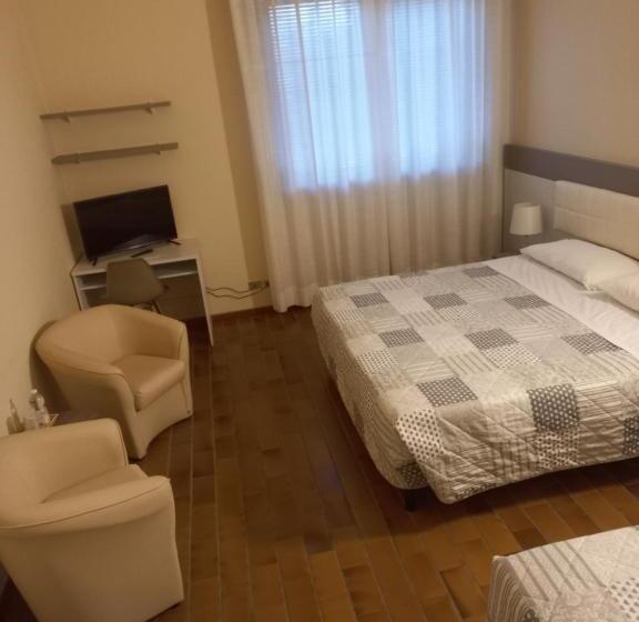 Номер Стандарт Трехместный, Park