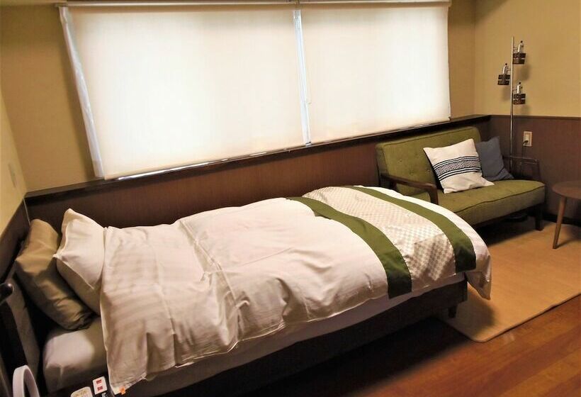 غرفة قياسية فردية, Sanso Tanaka