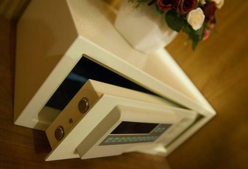 اتاق لوکس, La Palm