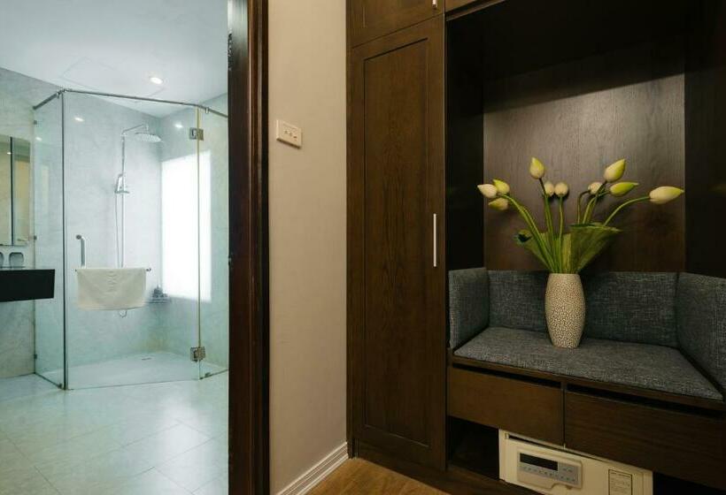 اتاق کلاسیک, La Palm