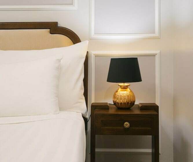 اتاق کلاسیک, La Palm