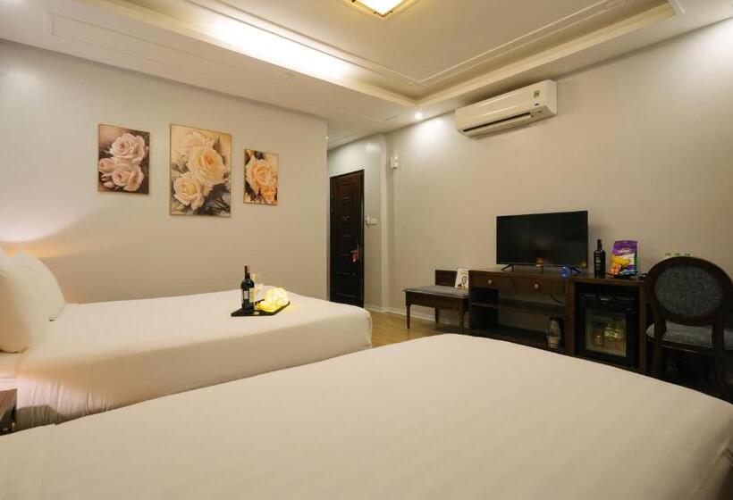 اتاق لوکس خانوادگی, La Palm