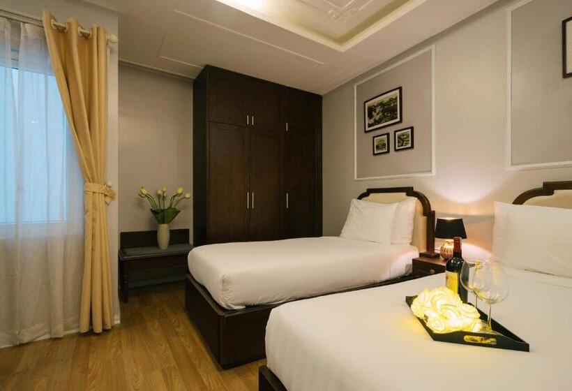 اتاق لوکس خانوادگی, La Palm