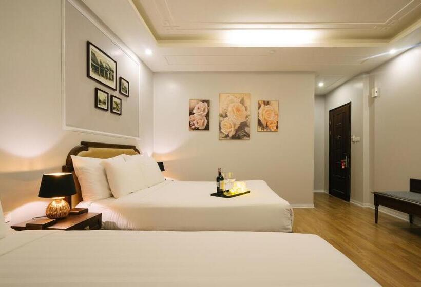 اتاق لوکس خانوادگی, La Palm