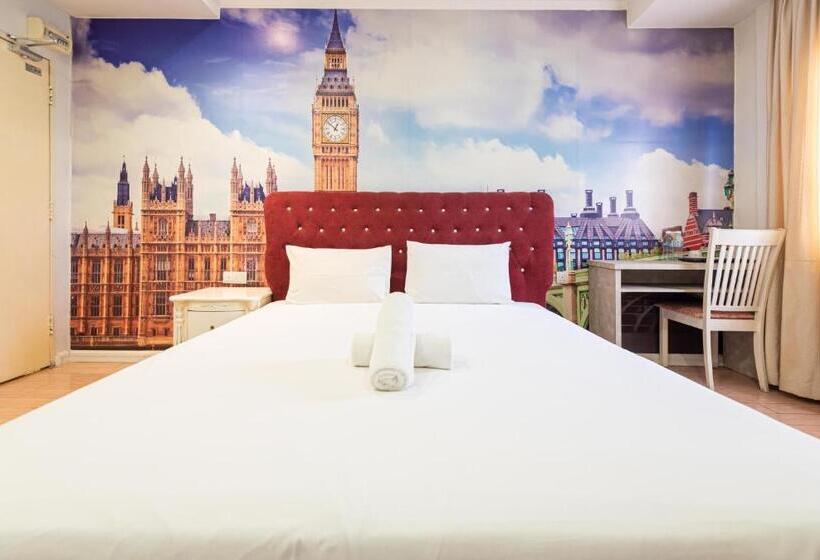 Quarto Deluxe Cama King, Swing & Pillows At Usj Taipan