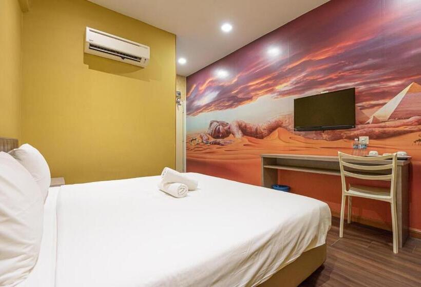 Quarto Estandar Cama King, Swing & Pillows At Usj Taipan