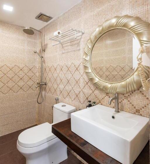 Quarto Familiar, Swing & Pillows At Usj Taipan