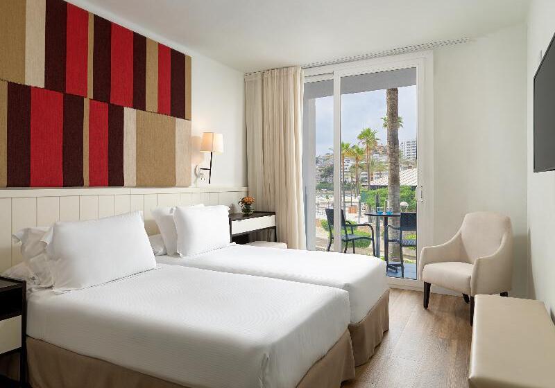 חדר סטנדרט, The Mark Grand