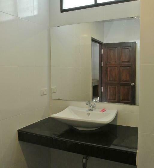 חדר סופריור לשלושה, Mac's Bay Resort