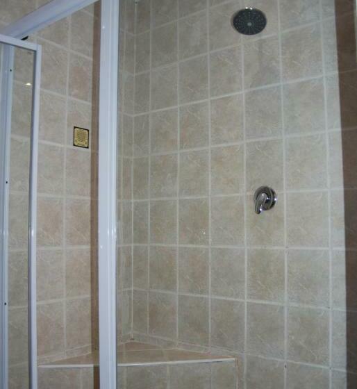Quarto Estandar, Journey's Inn Africa Airport Lodge