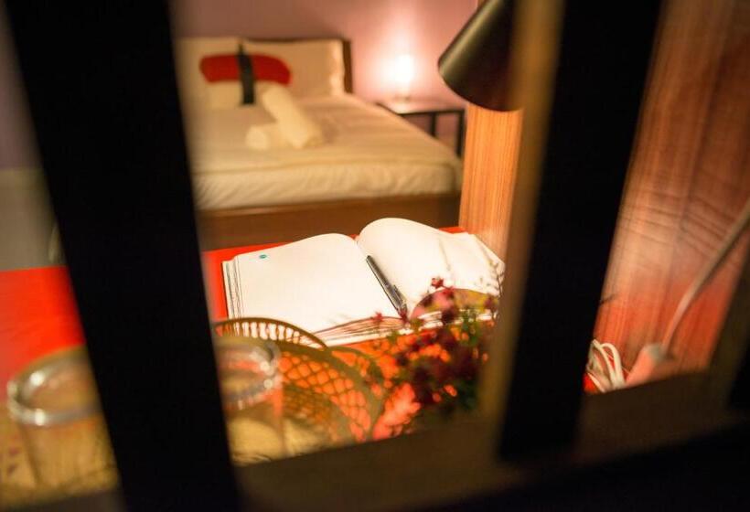 豪华房间, T.u.b. Mansion