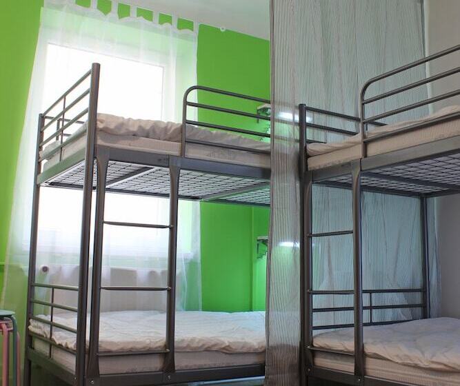 공동 객실, Warsaw Downtown Hostel