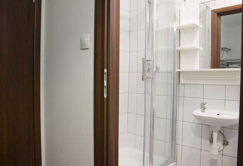 Номер Economy, Warsaw Downtown Hostel