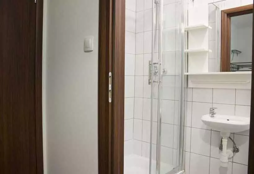 エコノミールーム, Warsaw Downtown Hostel