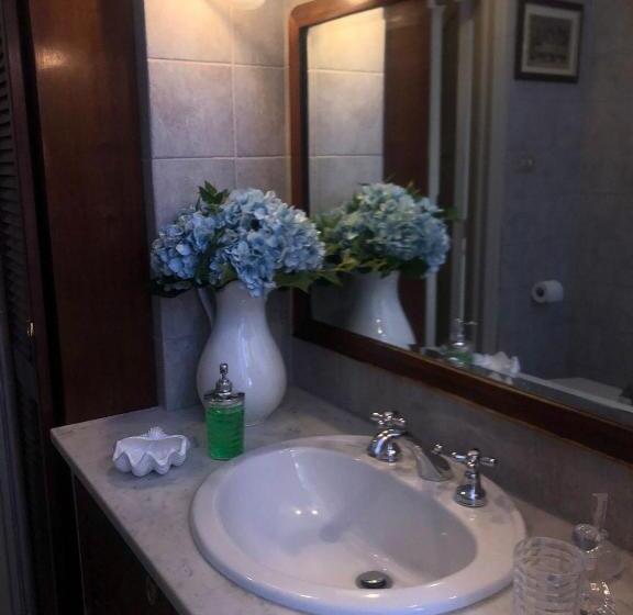 اتاق لوکس با بالکن, Palazzo Bernardini Suites