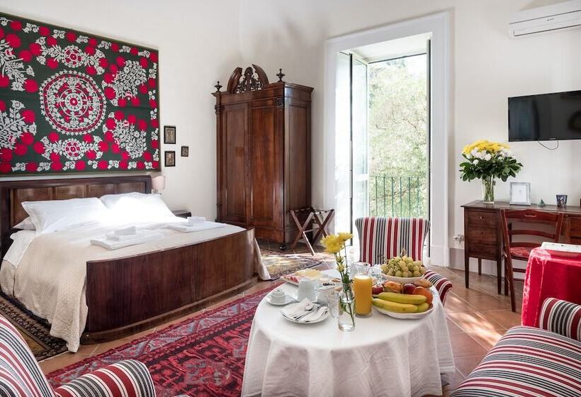 سوییت جونیور با بالکن, Palazzo Bernardini Suites