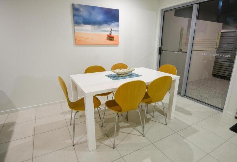 Дом 2 Спальни, Direct Collective Breeze On Brightwater