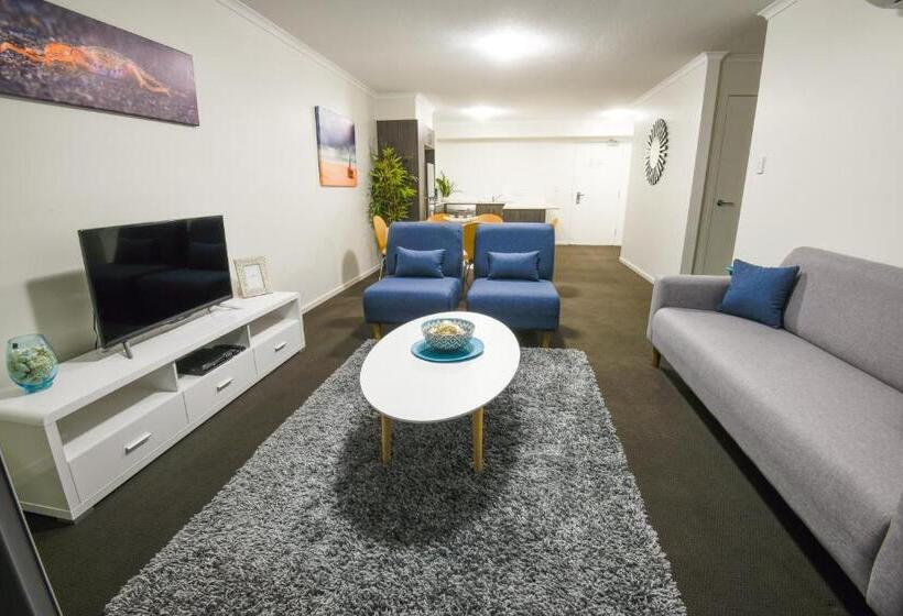 Апартаменты 2 Спальни, Direct Collective Breeze On Brightwater