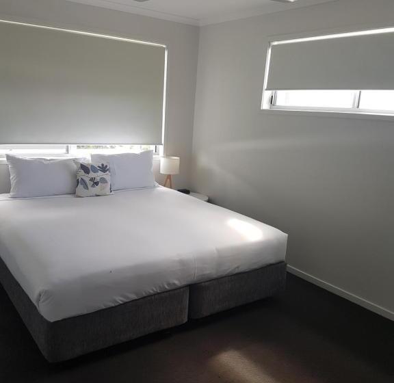 Дом 4 Спальни, Direct Collective Breeze On Brightwater