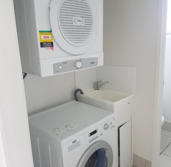 Дом 4 Спальни, Direct Collective Breeze On Brightwater